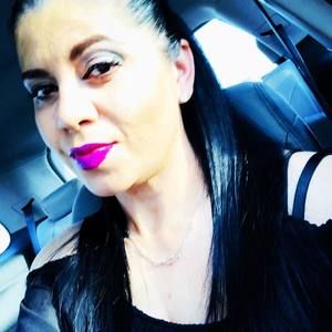 Meet your Posher, Lowry